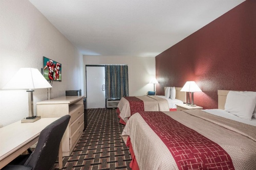 Red Roof Inn Mobile - Midtown image 12