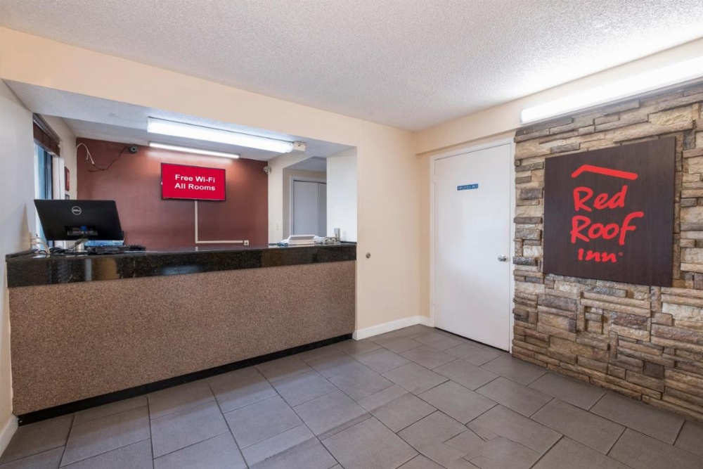 Red Roof Inn Mobile - Midtown Image 27